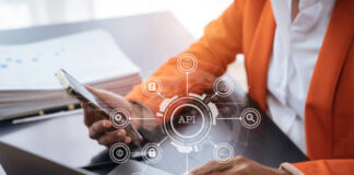 A integração via API se tornou diferencial competitivo ao conectar sistemas, automatizar processos e aumentar eficiência digital.